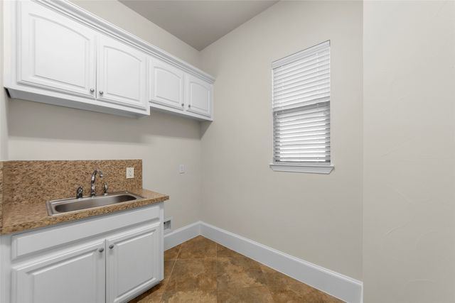 9515 Edith Lane, Dallas, TX 75220