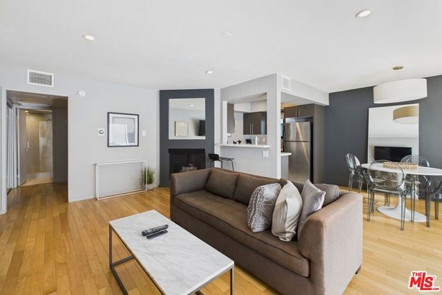 888 Hilgard Avenue 205A, Los Angeles, CA 90024