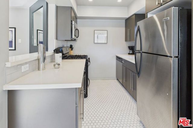 888 Hilgard Avenue 205A, Los Angeles, CA 90024