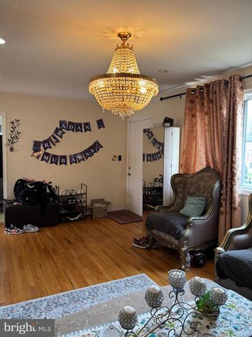 3845 PINEWOOD TER, Falls Church, VA 22041