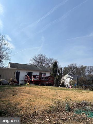 3845 PINEWOOD TER, Falls Church, VA 22041