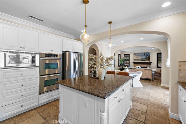 35 Stowe, Irvine, CA 92620