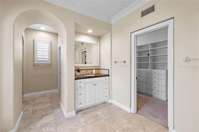35 Stowe, Irvine, CA 92620