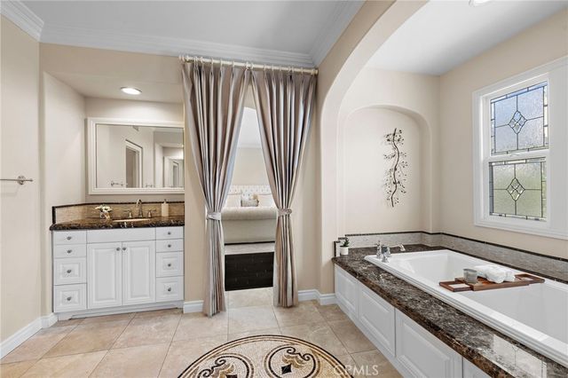 35 Stowe, Irvine, CA 92620