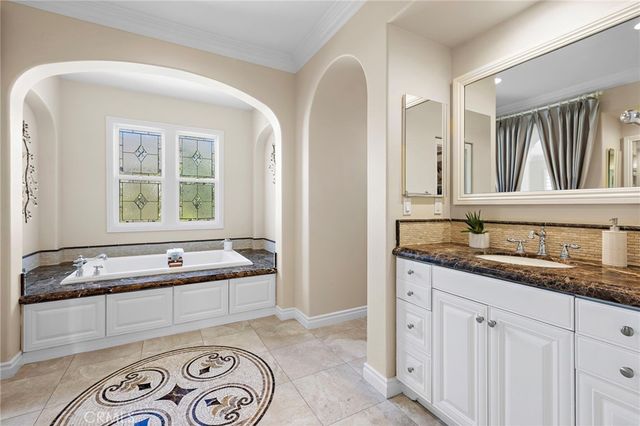 35 Stowe, Irvine, CA 92620