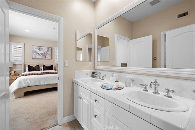 35 Stowe, Irvine, CA 92620