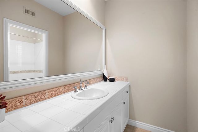 35 Stowe, Irvine, CA 92620