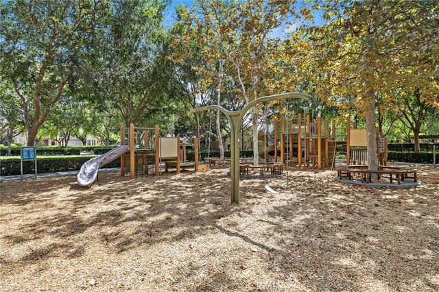 35 Stowe, Irvine, CA 92620