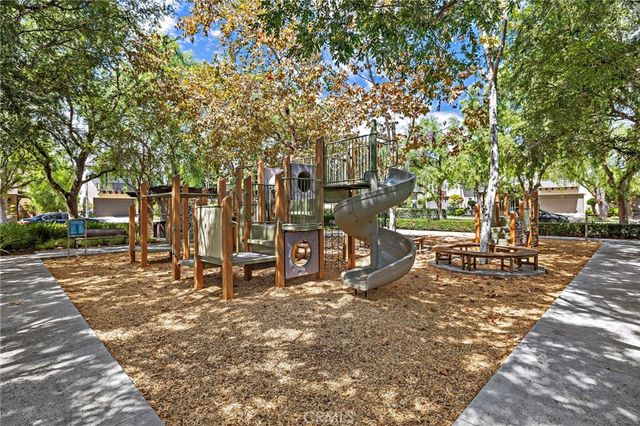 35 Stowe, Irvine, CA 92620