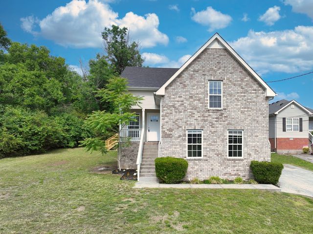 200 Larkin Springs Rd, Madison, TN 37115
