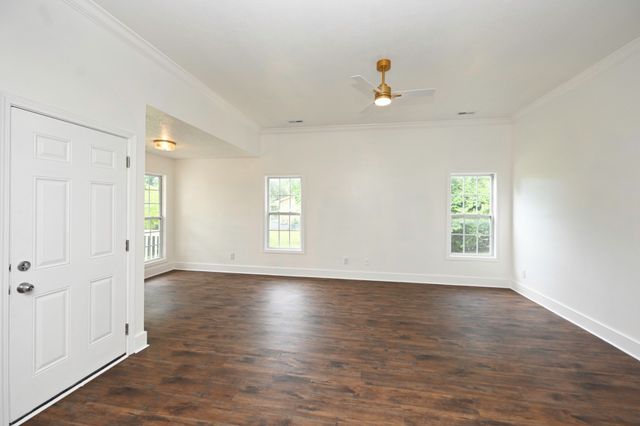 200 Larkin Springs Rd, Madison, TN 37115