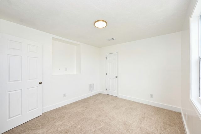 200 Larkin Springs Rd, Madison, TN 37115