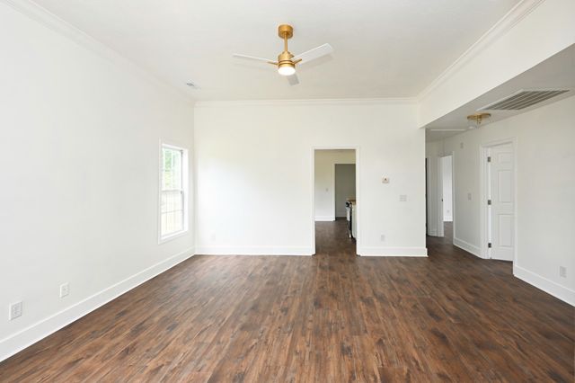 200 Larkin Springs Rd, Madison, TN 37115