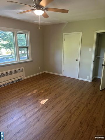 235 Ramapo Hills Boulevard 1, Franklin Lakes, NJ 07417