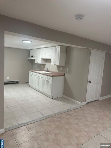 235 Ramapo Hills Boulevard 1, Franklin Lakes, NJ 07417