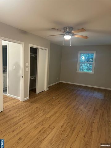 235 Ramapo Hills Boulevard 1, Franklin Lakes, NJ 07417