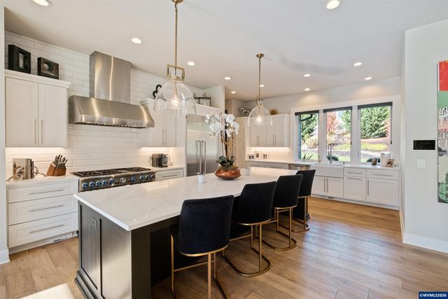 8478 Valley Wy SE, Turner, OR 97392