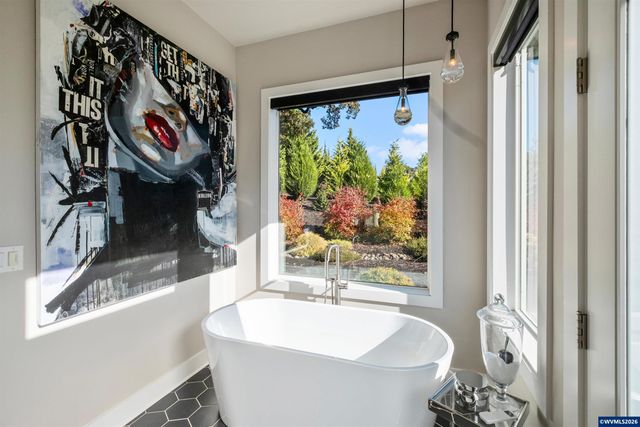 8478 Valley Wy SE, Turner, OR 97392