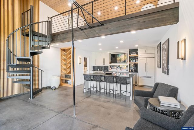 8478 Valley Wy SE, Turner, OR 97392