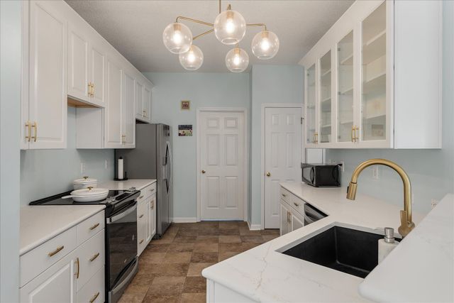 405 Manorwood Lane, Charleston, SC 29414