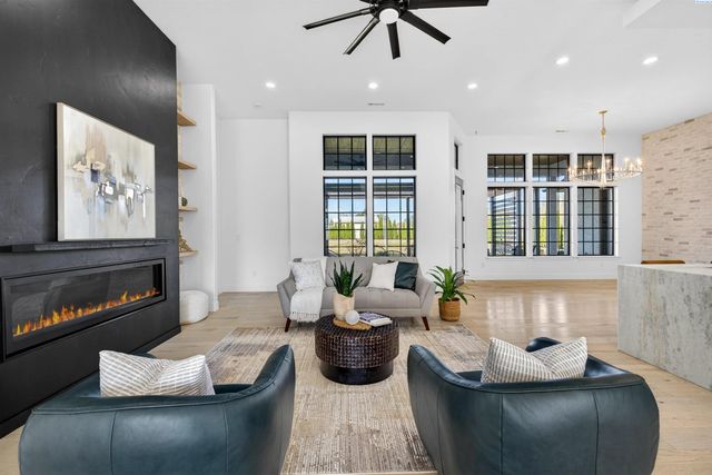 3408 Royce Dr., Pasco, WA 99301