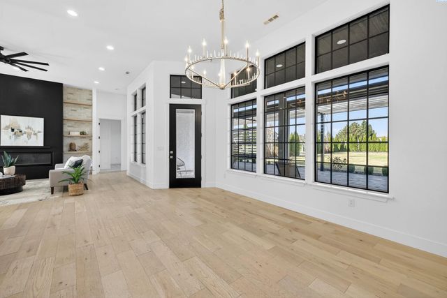 3408 Royce Dr., Pasco, WA 99301