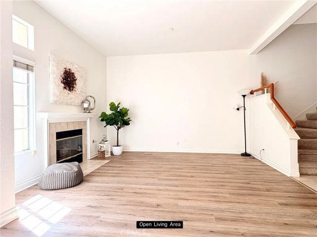 620 Ivywood F, Simi Valley, CA 93065