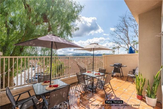 620 Ivywood F, Simi Valley, CA 93065