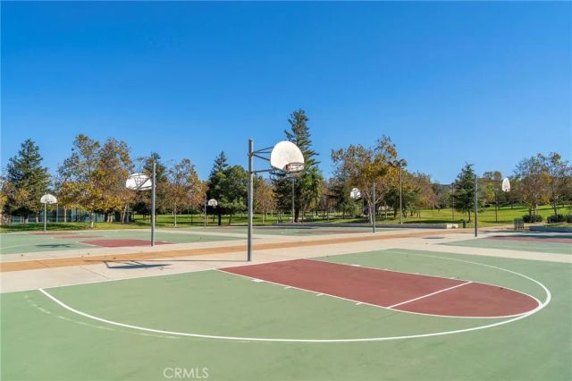 620 Ivywood F, Simi Valley, CA 93065