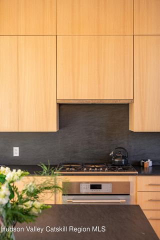 49 Fox Lane, Tivoli, NY 12583