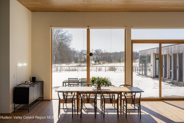 49 Fox Lane, Tivoli, NY 12583