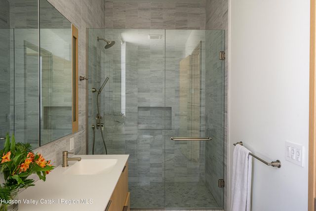 49 Fox Lane, Tivoli, NY 12583