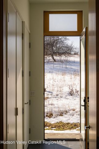 49 Fox Lane, Tivoli, NY 12583