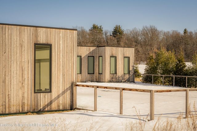 49 Fox Lane, Tivoli, NY 12583