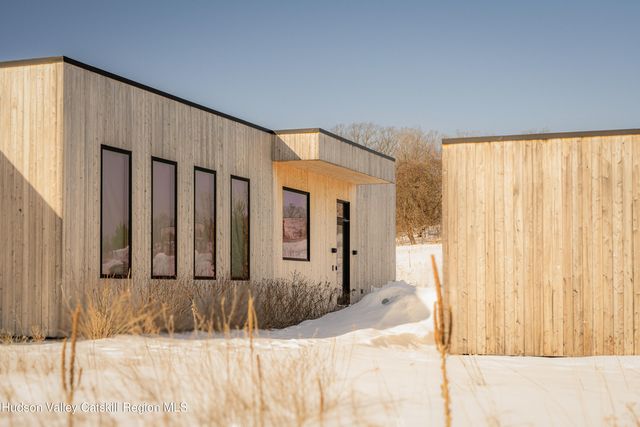 49 Fox Lane, Tivoli, NY 12583