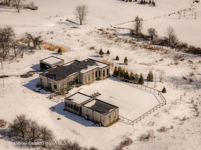 49 Fox Lane, Tivoli, NY 12583