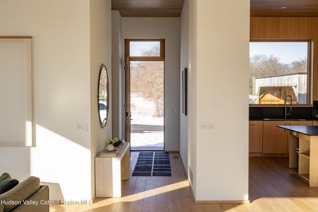 49 Fox Lane, Tivoli, NY 12583