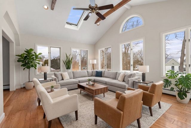 67 Pratt Rd, Scituate, MA 02066