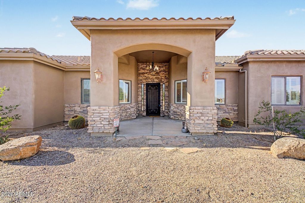 14032 E Cavedale Drive, Scottsdale, AZ 85262 — photo 4