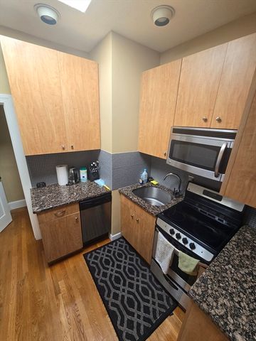111 Jersey St 19, Boston, MA 02215