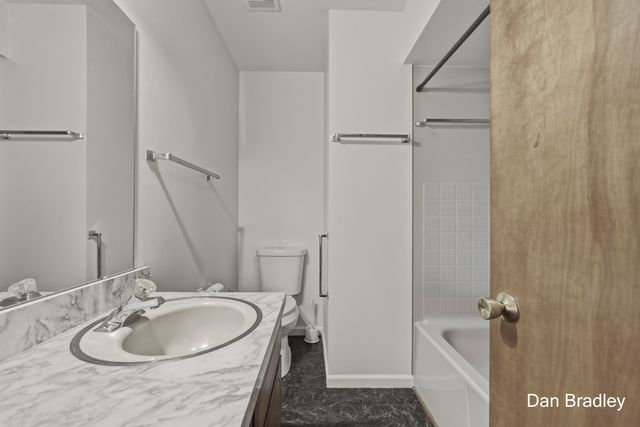 777 Andover Se, City Of Kentwood, MI 49548