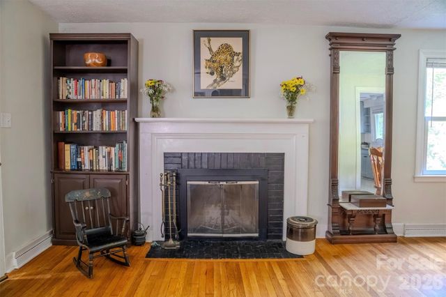 261 Forest Hill Drive, Asheville, NC 28803