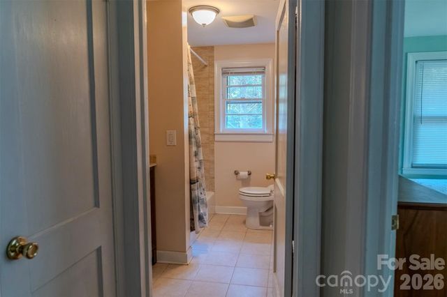 261 Forest Hill Drive, Asheville, NC 28803