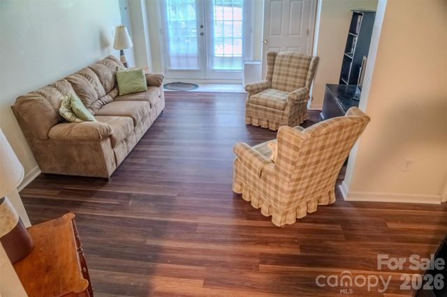261 Forest Hill Drive, Asheville, NC 28803