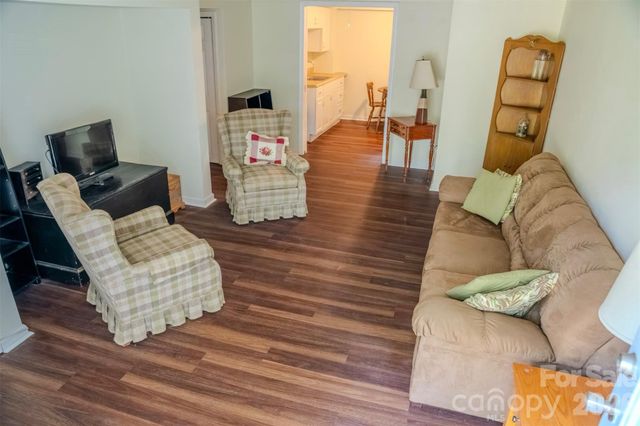 261 Forest Hill Drive, Asheville, NC 28803