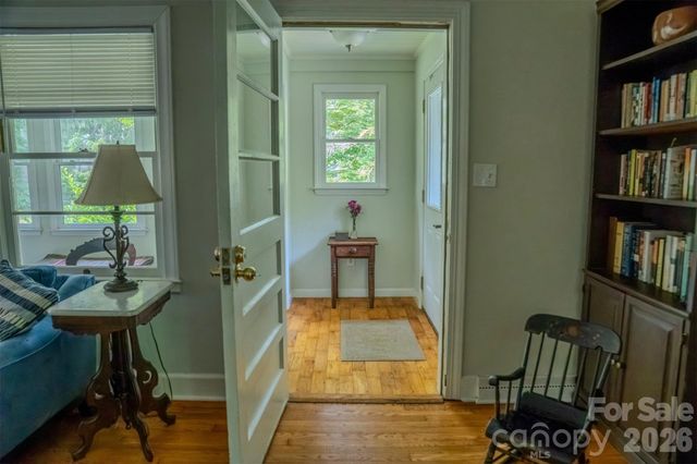 261 Forest Hill Drive, Asheville, NC 28803