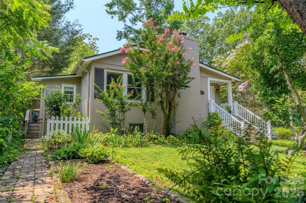 261 Forest Hill Drive, Asheville, NC 28803