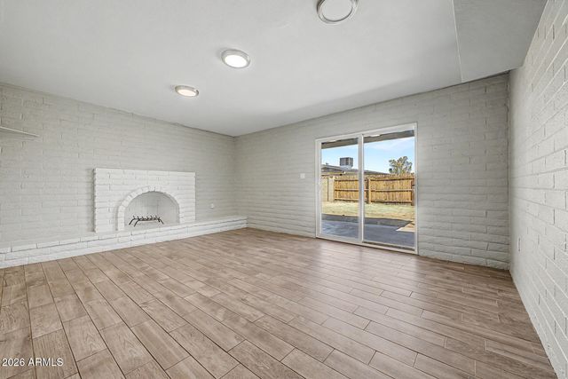 6940 W VERNON Avenue, Phoenix, AZ 85035