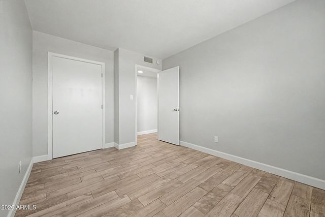 6940 W VERNON Avenue, Phoenix, AZ 85035