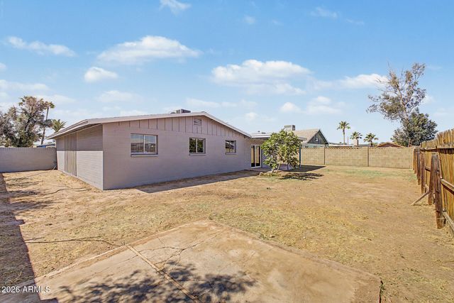 6940 W VERNON Avenue, Phoenix, AZ 85035